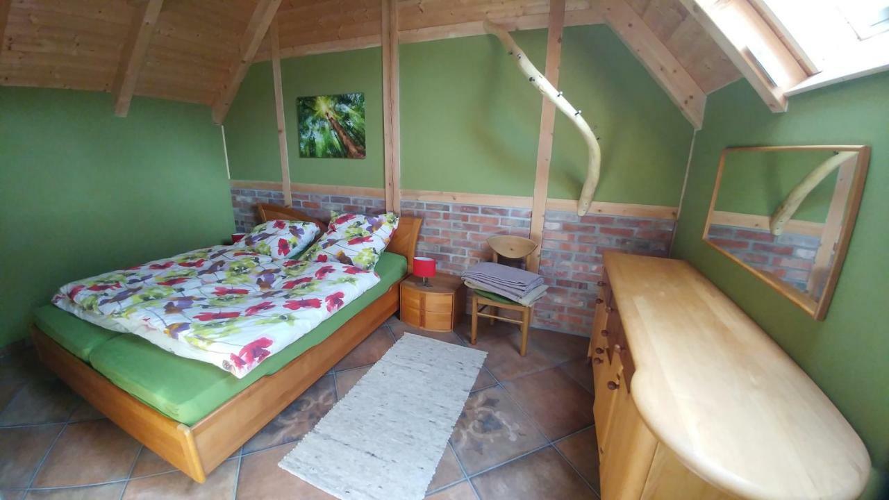 Ziegeleihof Inmitten Von Wiesen Und Waeldern Degenershausen Exteriör bild